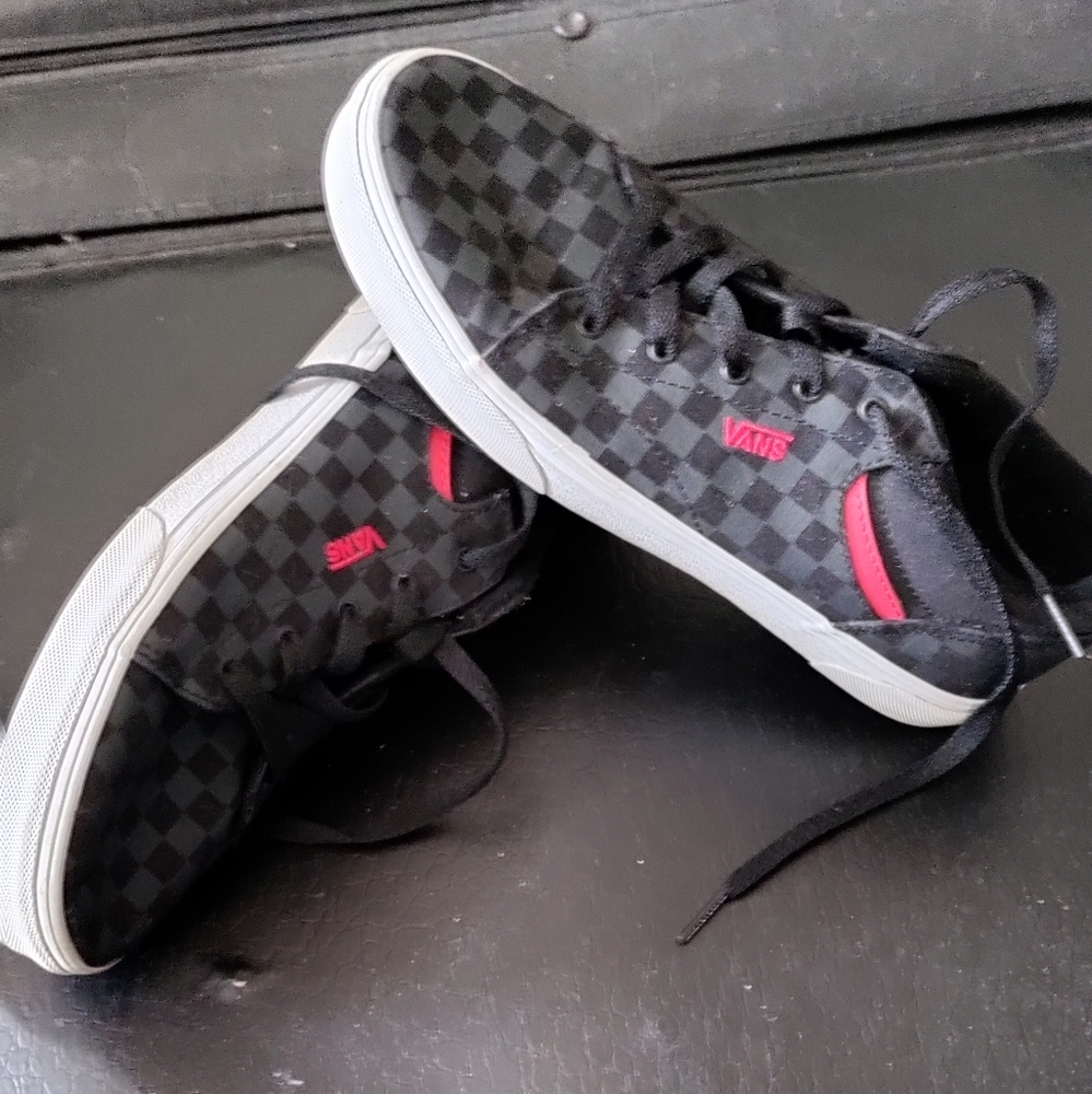 Vans young mens size 7 preloved like new condition...outgrew B4 able to wear...